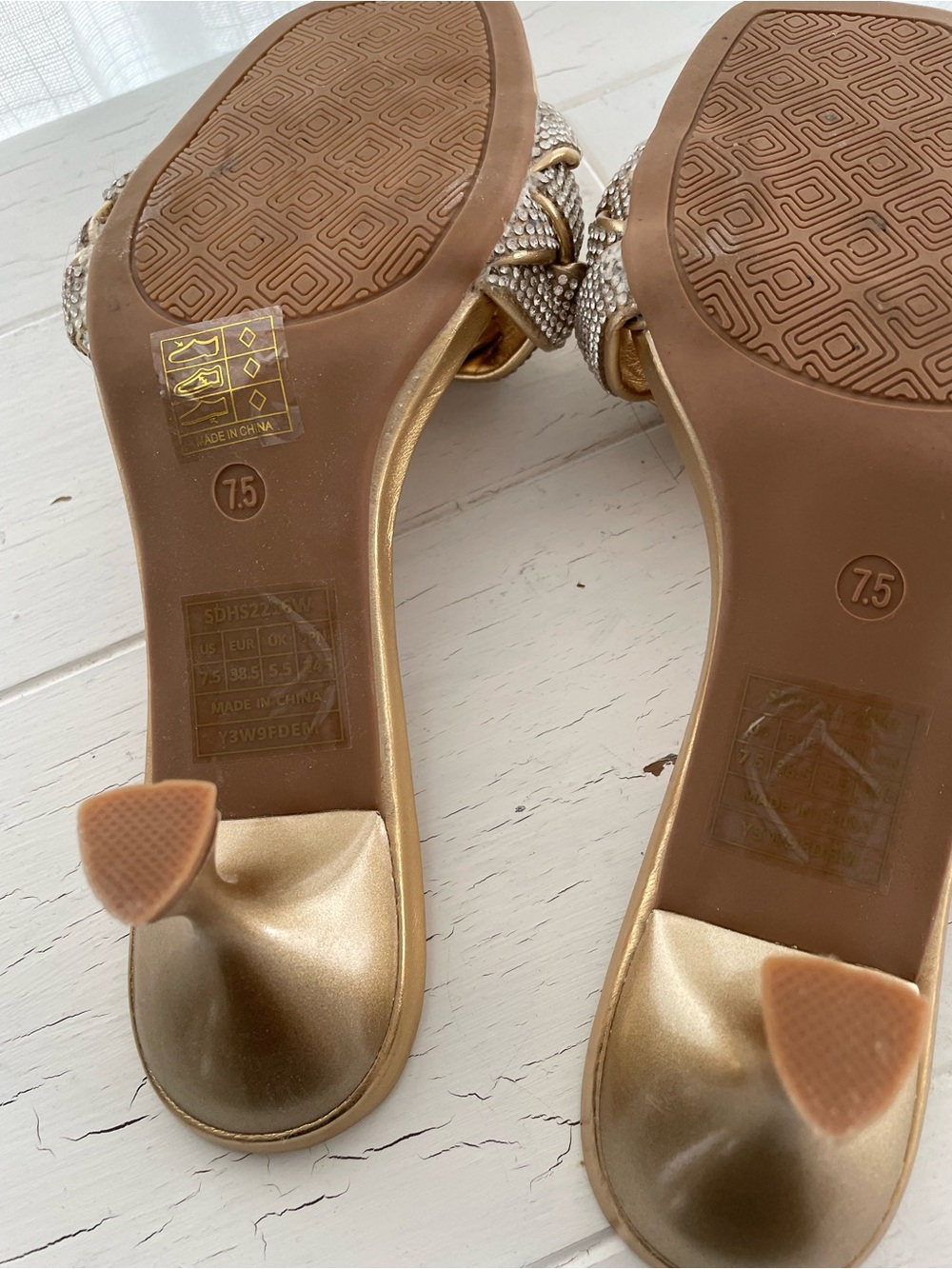 Gold Sandal - Picture 3 of 3